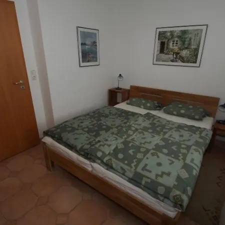 Ferienwohnung Lindenstra E 18 شقة *